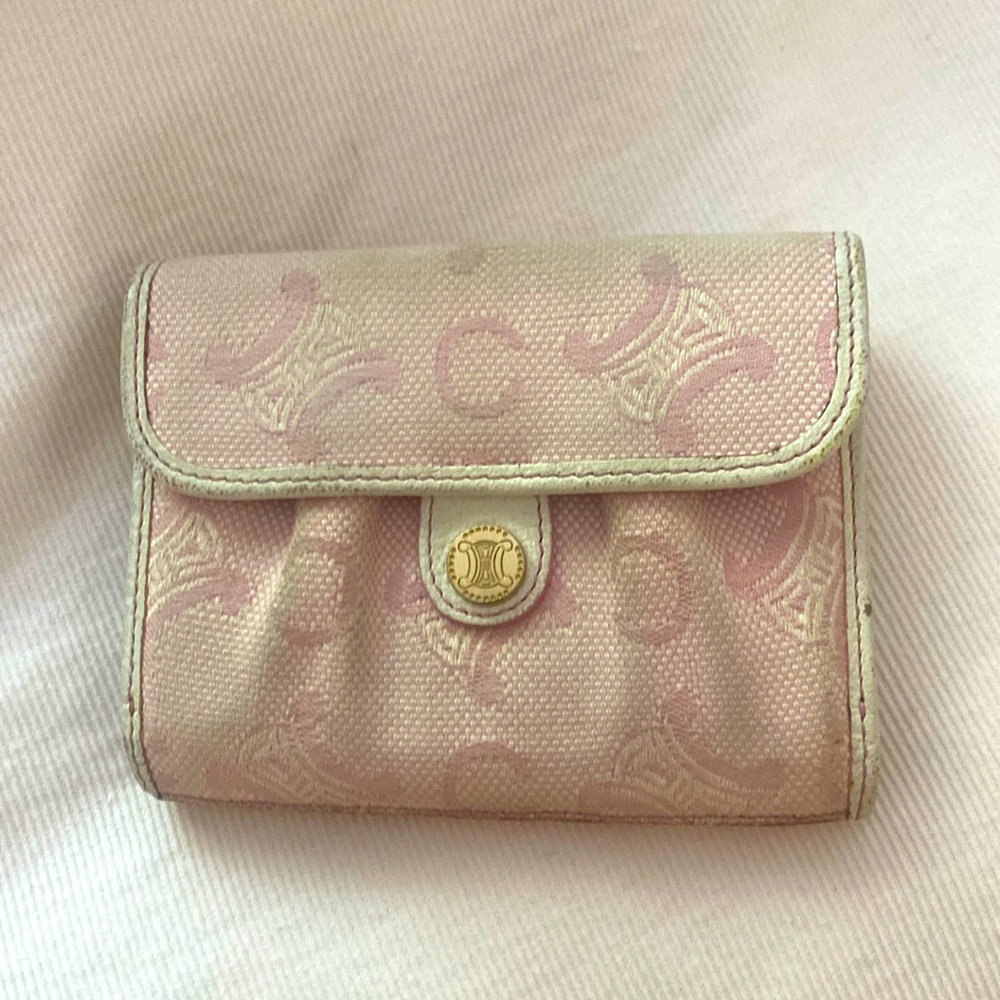 Pink classic Celine wallet